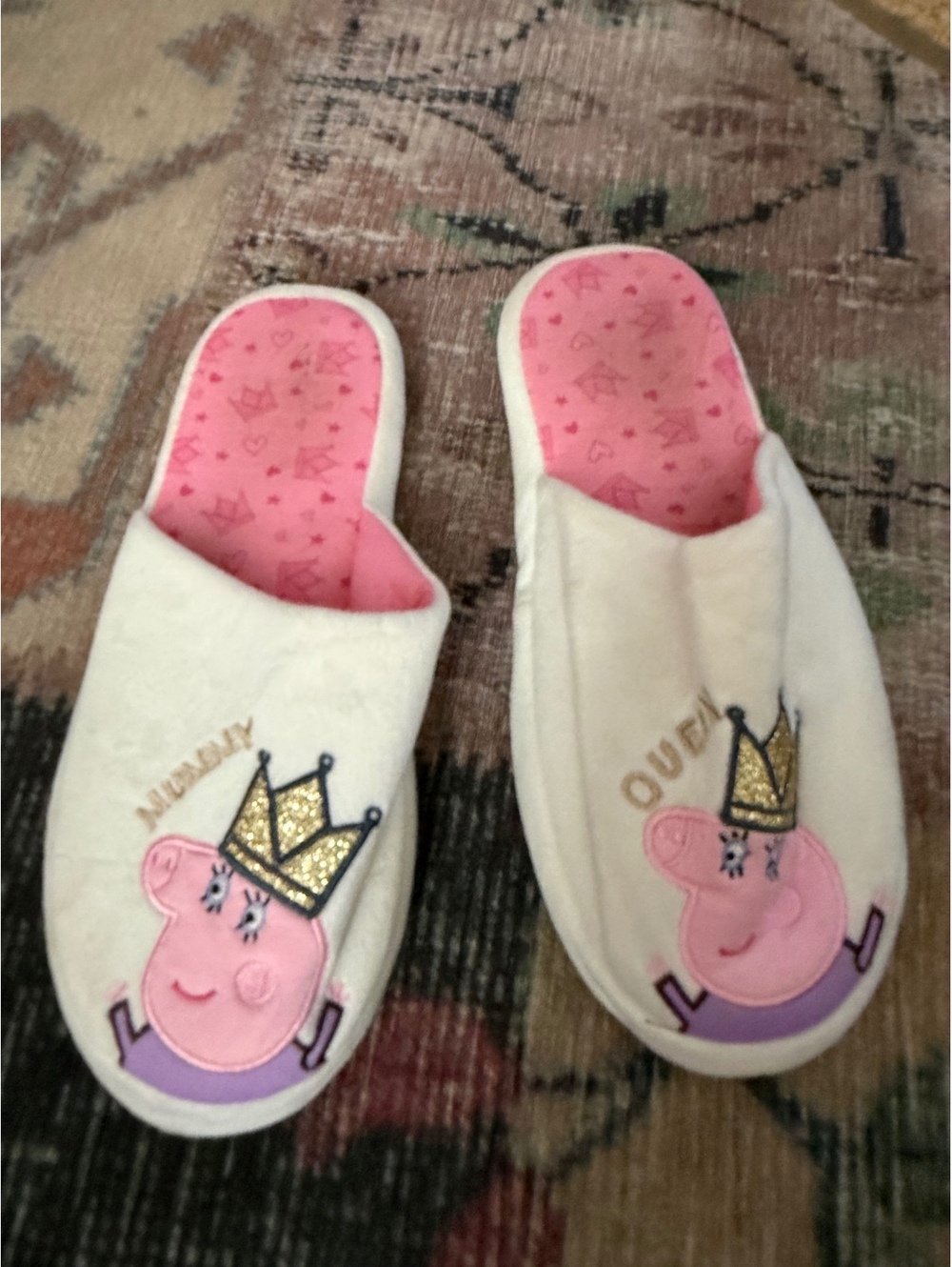 Peppa pig slippers queen mummy cozy size 7/8 adult